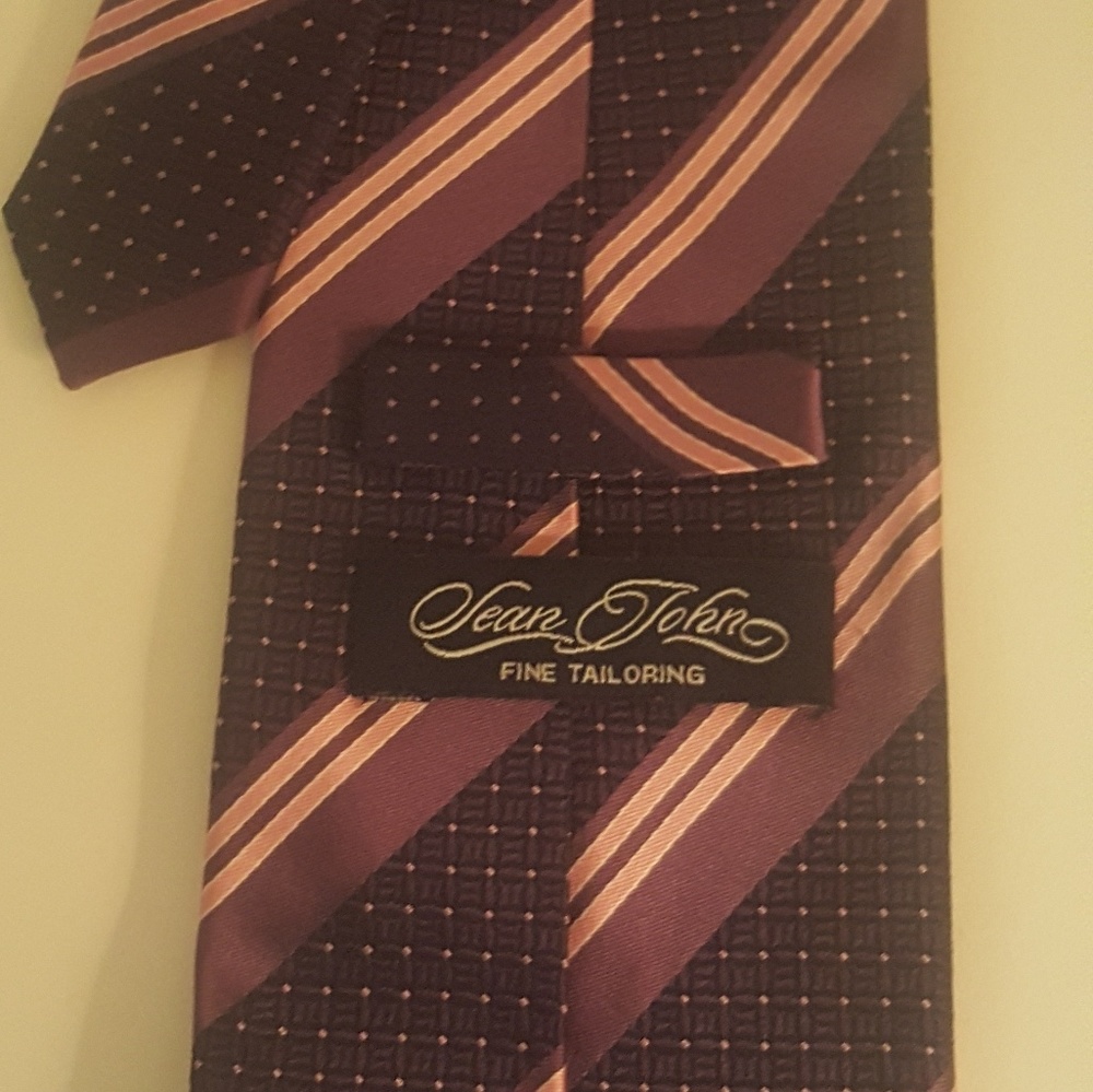 Men's Sean John necktie BRAND NEW WITH TAGS